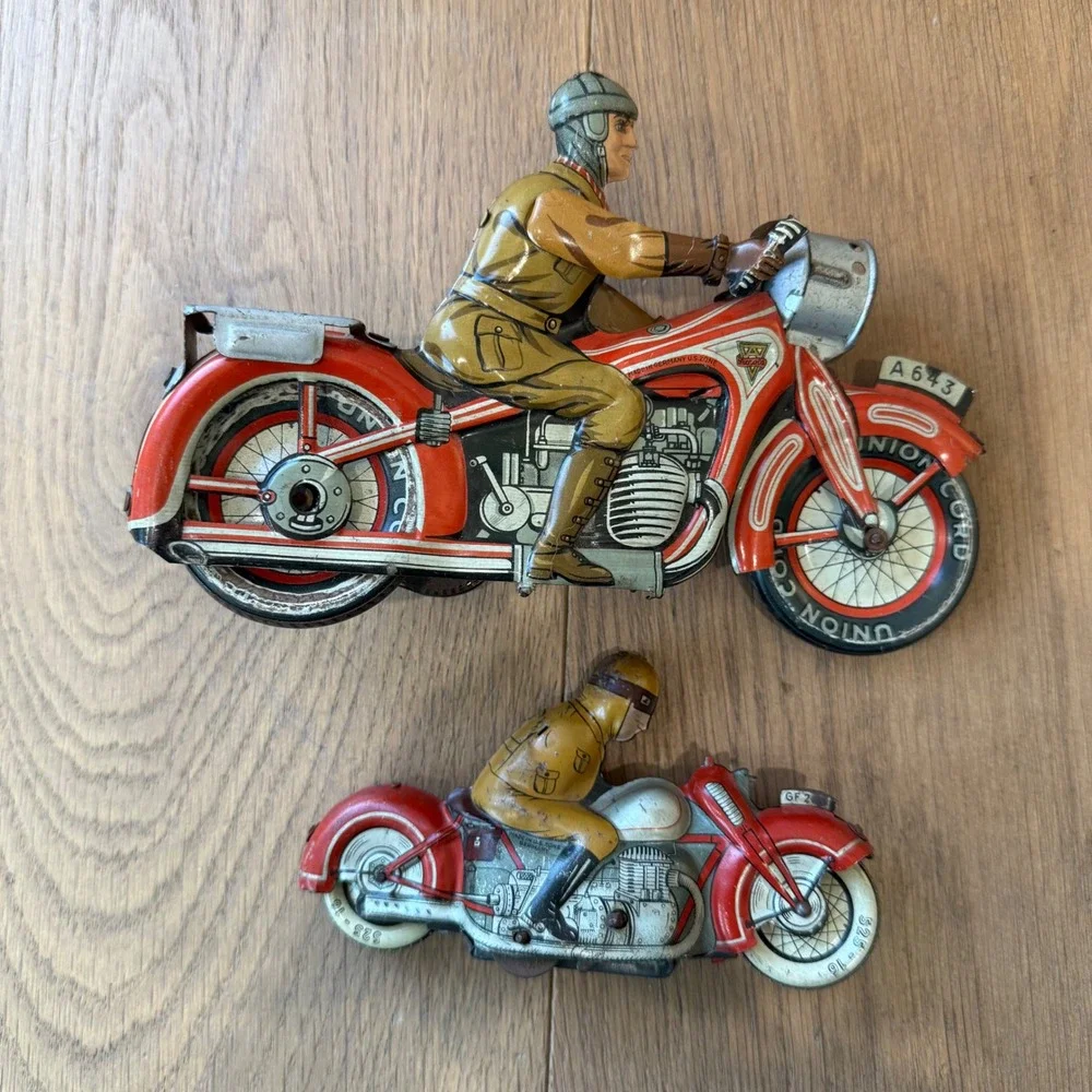 Vintage Arnold A643‎ Model Tin Toy Motorcycle with Rider Union Cord A643 GF207
